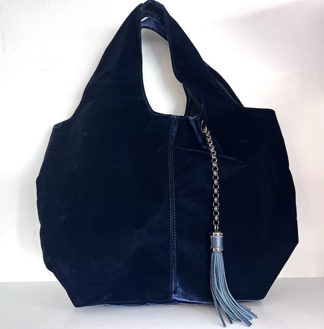 Hovedbilde 2164 - Russell & Bromley Pandora Hobo Blue Velvet ...