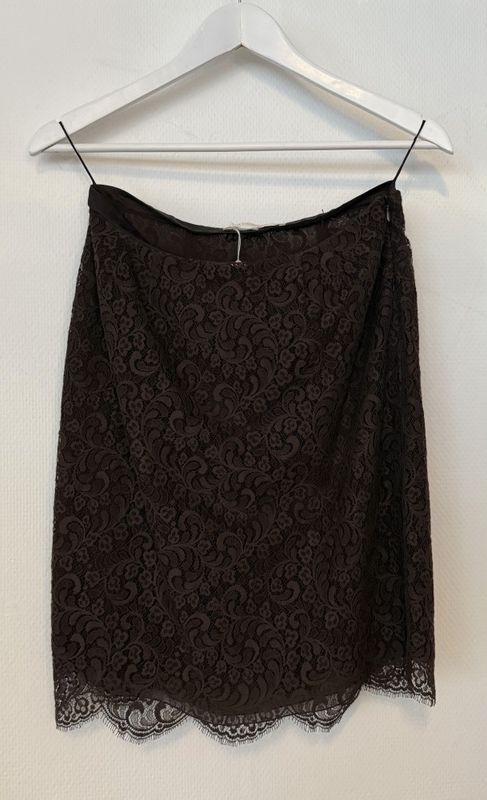 102463- Valentino skjørt