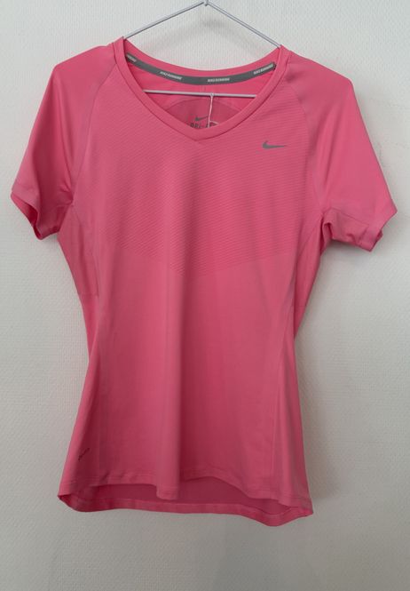 Hovedbilde 102567-treningstopp Nike