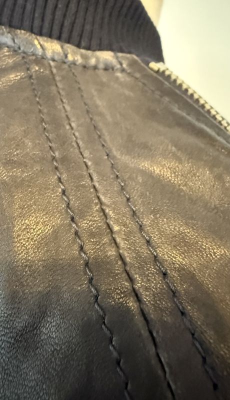 50054- skinnjakke fra Pierre Balmain