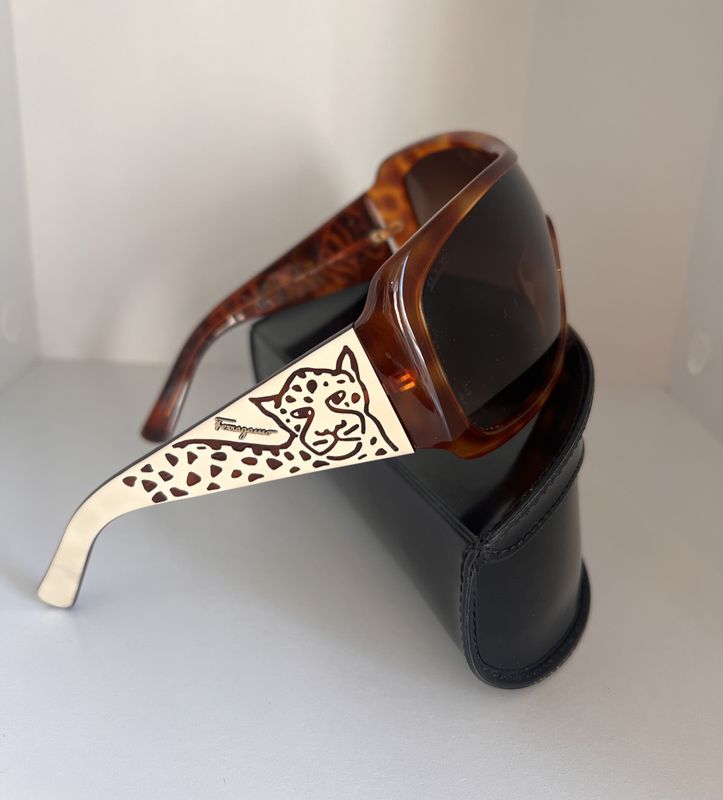 102383 - Salvatore Ferragamo Solbriller