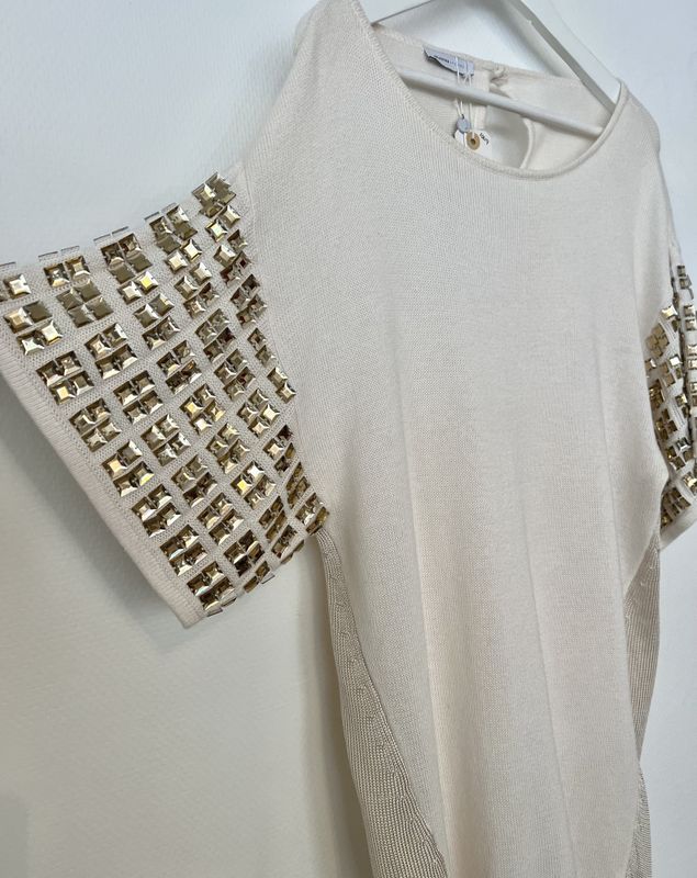 10619 - strikket kjole med paljettermer