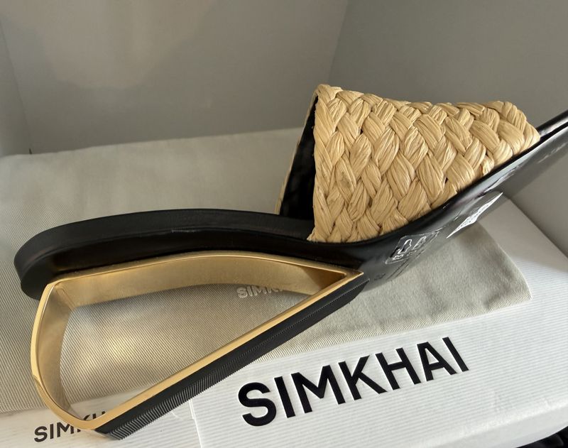 102602- SIMKHAI sandal