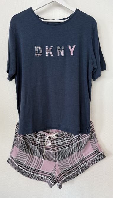 Hovedbilde 2036- pysj sett DKNY