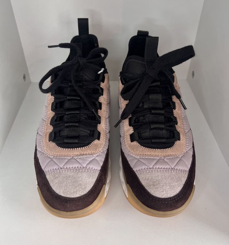 101971 - Chanel Sneakers 