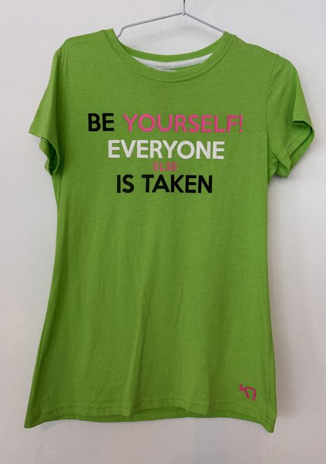 Hovedbilde 2078- T shirt Kari Traa