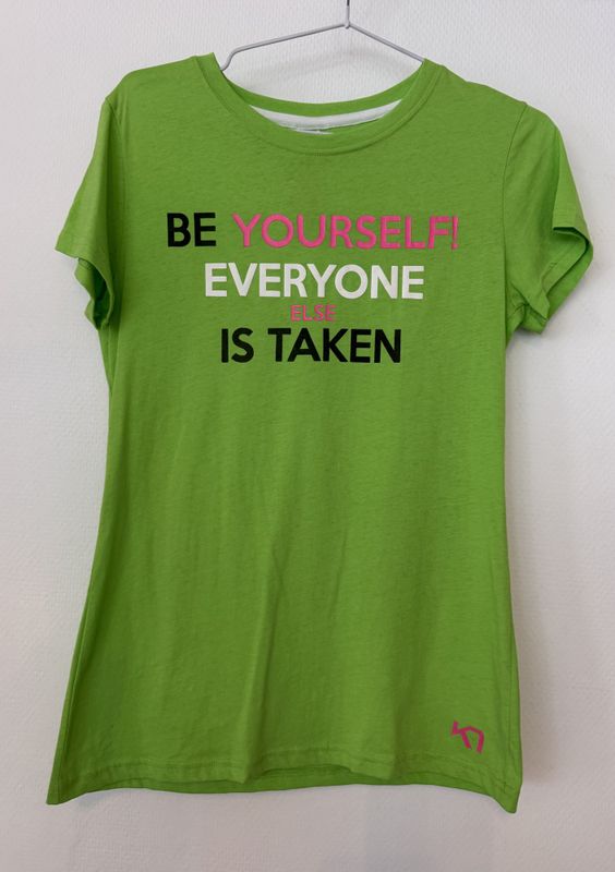 2078- T shirt Kari Traa