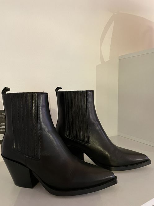 Hovedbilde 101382- Boots.