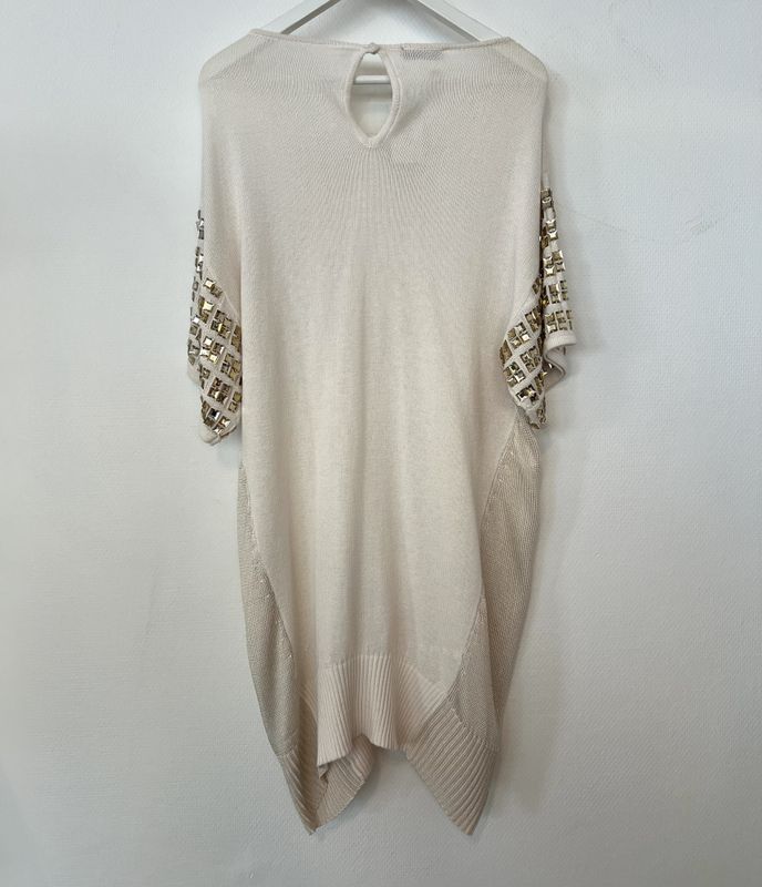 10619 - strikket kjole med paljettermer